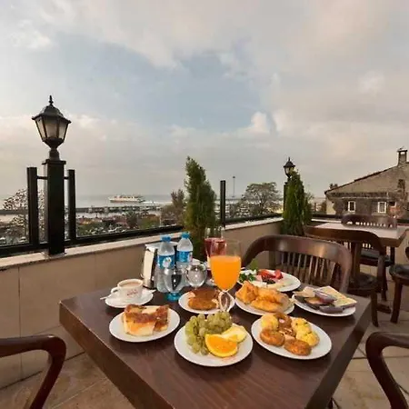Kumkapi Konagi Hotel 3*
